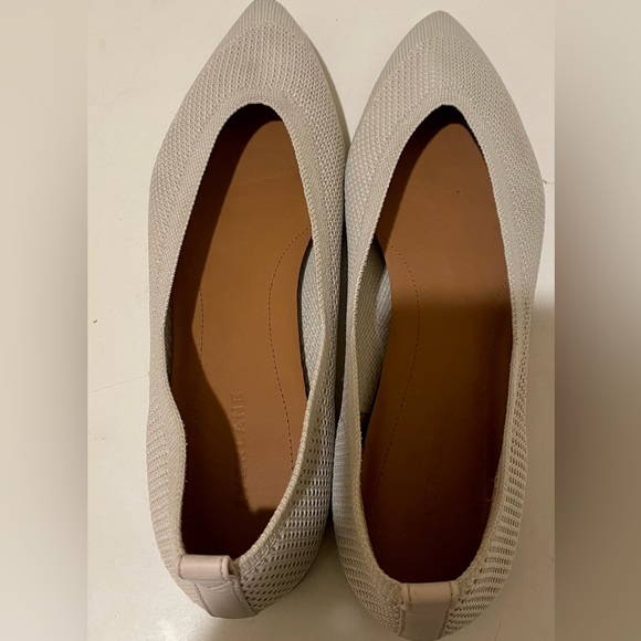 Everlane- The 40-Hour Flat in ReKnit - Picture 7 of 9